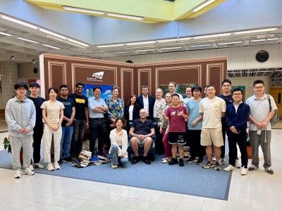 Group photo with friends during a coffee break at "Nano, Optoelectronics, and Photonics" workshop | June 2025